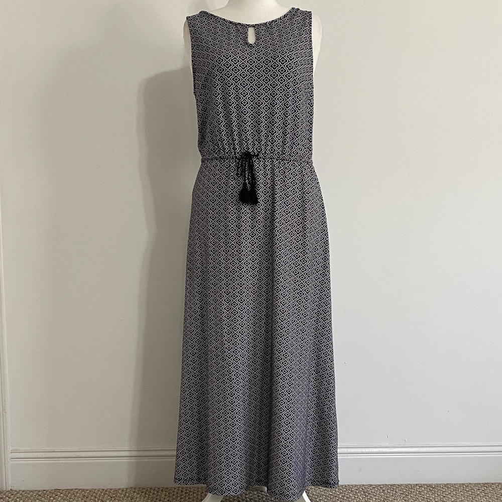 Izod Dark Navy/Black and White Geometric Maxi Dress